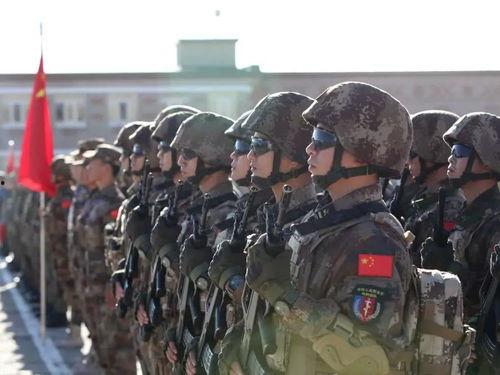 娱乐吃瓜酱送军队,传递军民鱼水情深